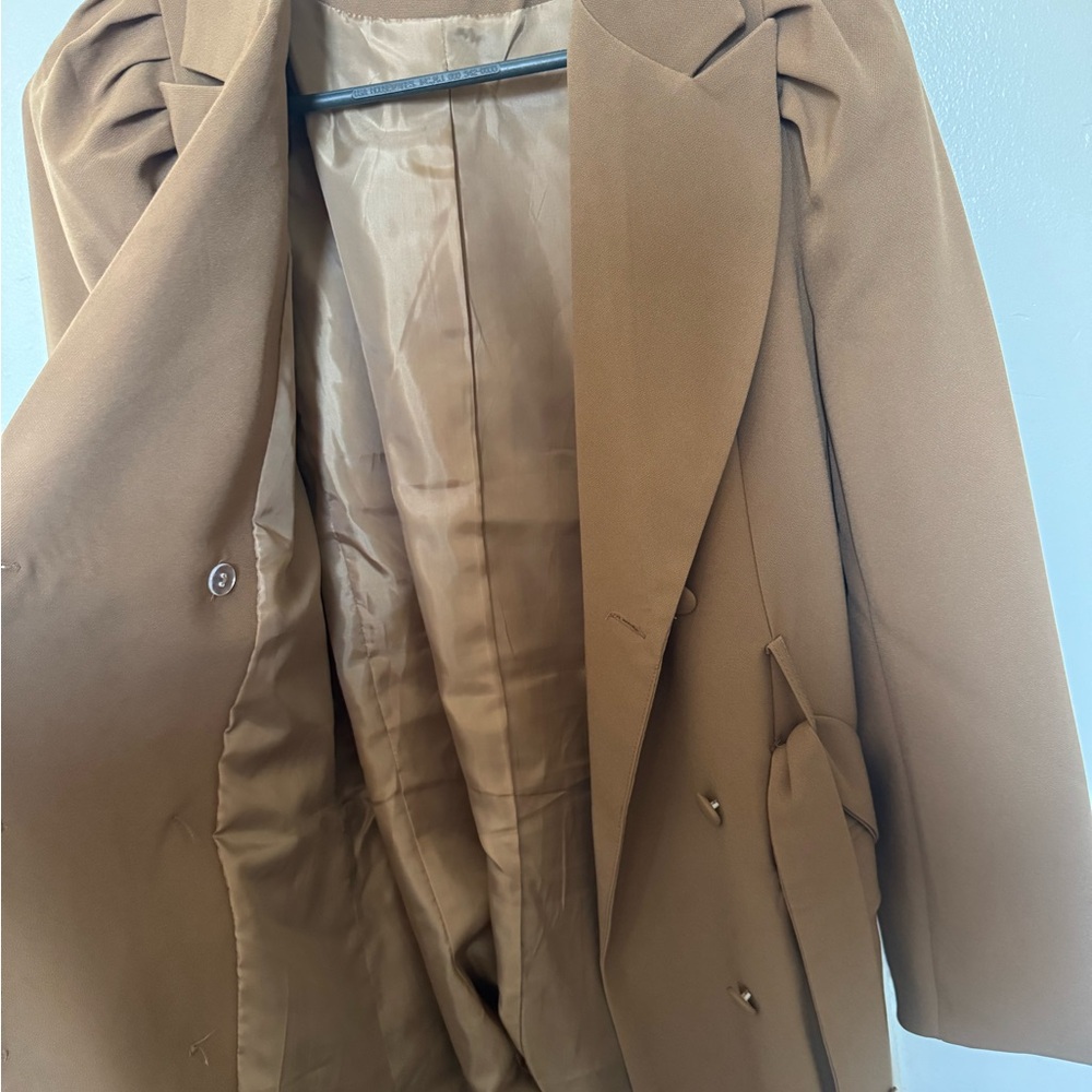 Elegant Tan Women's Coat